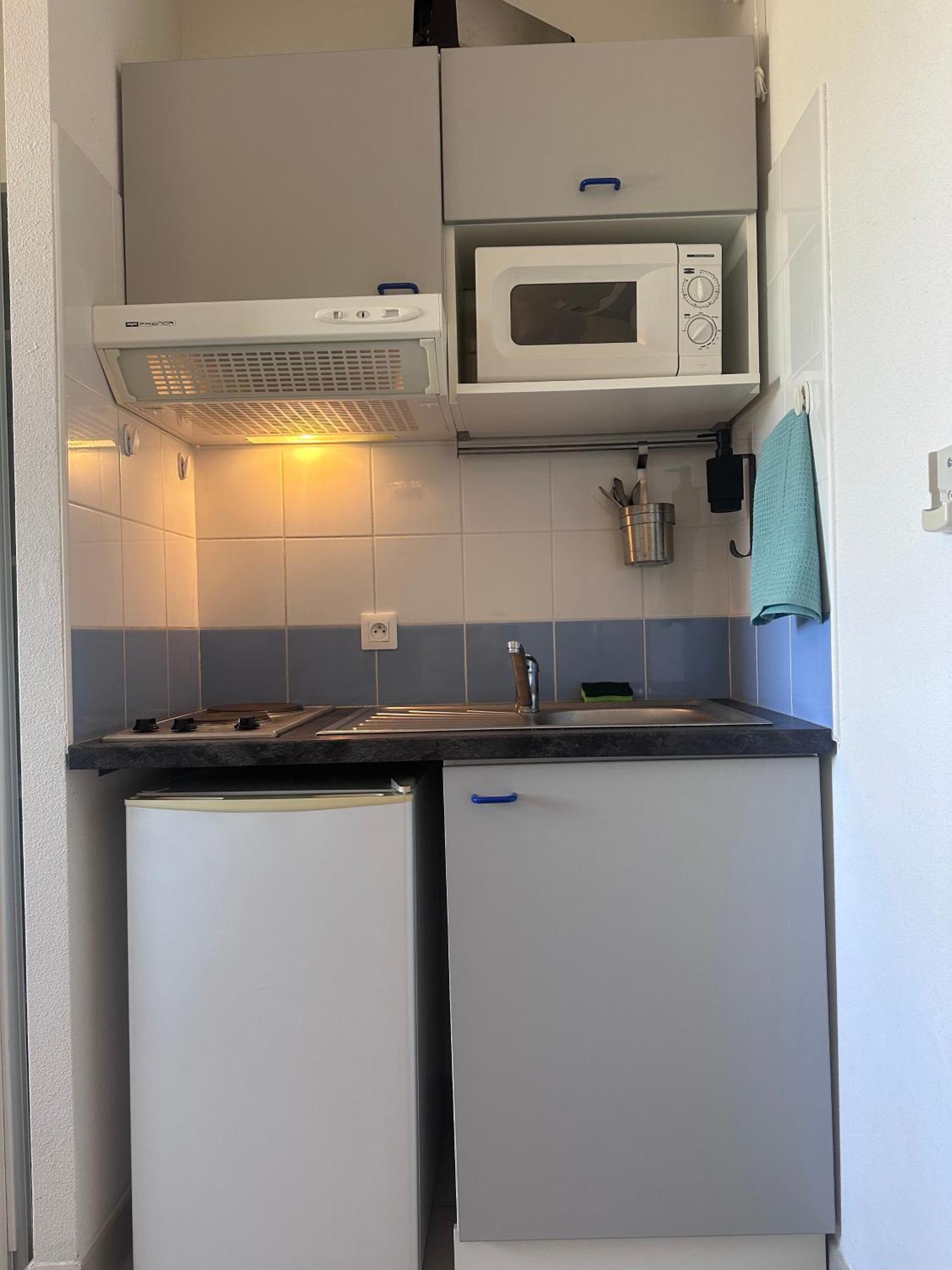 Charmant Studio Le Clos D'Aix Parking Prive Gratuit Et Piscine 엑상프로방스 외부 사진